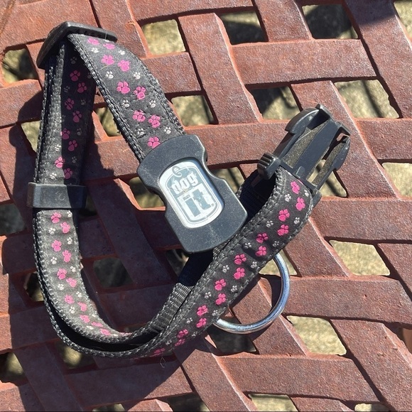 Dog It Collar & Leash Set Black With Pink & Gray Paw Prints, SilverTone… - Picture 7 of 8